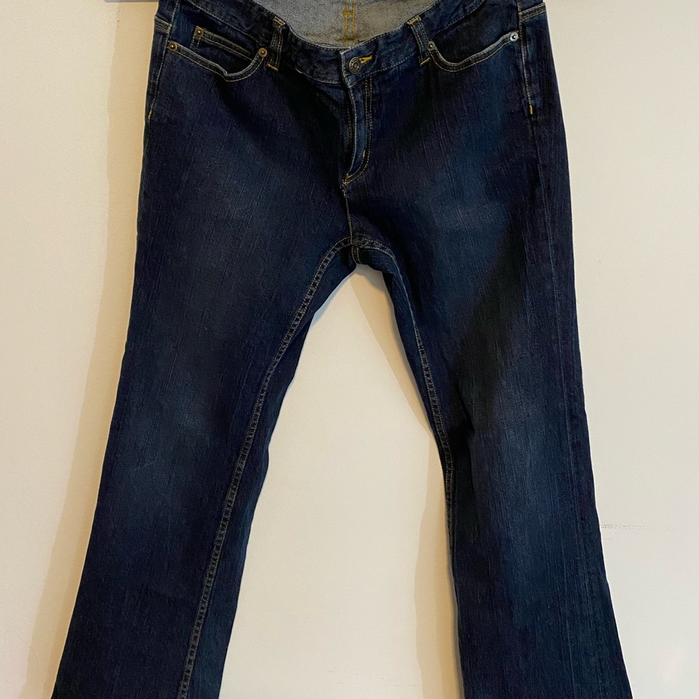 Michael kors  jeans size 10 excellent condition. Slight flare leg